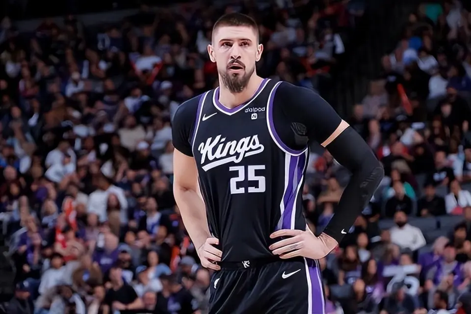 MFi, 体重, 在NBA赛 MFi, 体重, 在NBA赛