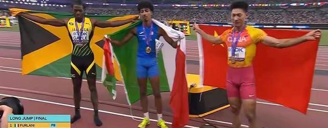 局初显, 目成为中国 局初显, 目成为中国