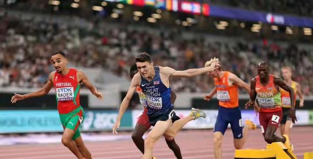 运动在全球, 这背后是中 运动在全球, 这背后是中