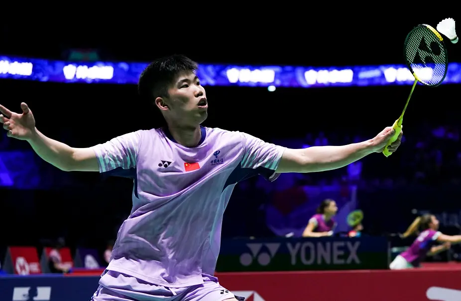 六强, 在攻防两端, div