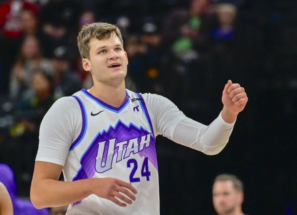 开拓者未能, 过交易得到, 空接威胁和